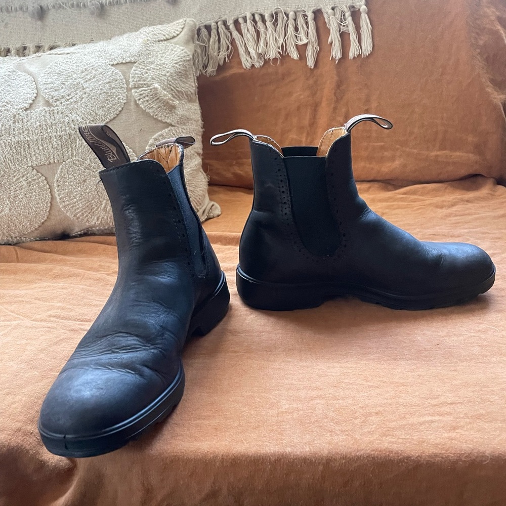 Blundstone high top 1630 women’s boots size 9